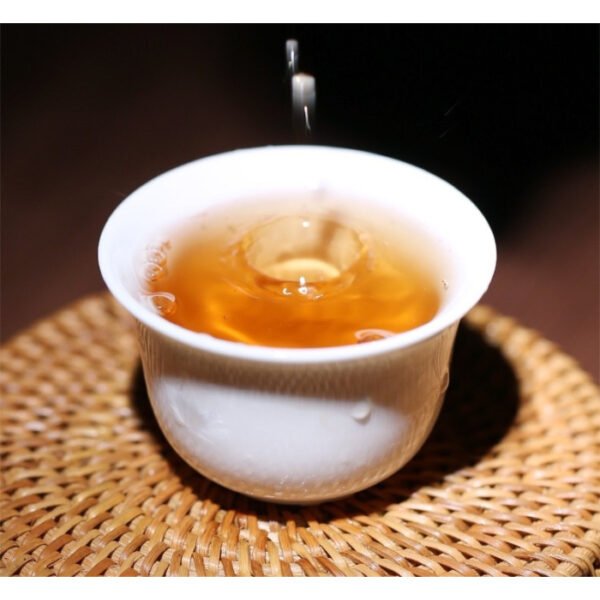 2013 Zijuan Tea Cake Spring Tea Color Chengsheng Small Cake Tea Honey Fragrance 100g - Image 6