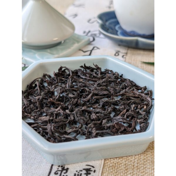 Wuyi Mountain Da Hong Pao Oolong Tea Rock Tea - Image 2